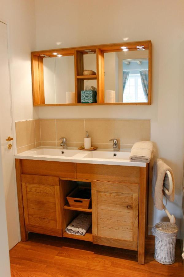 Chambres D'Hotes Du Bas Manoir Bretteville-sur-Odon Ngoại thất bức ảnh