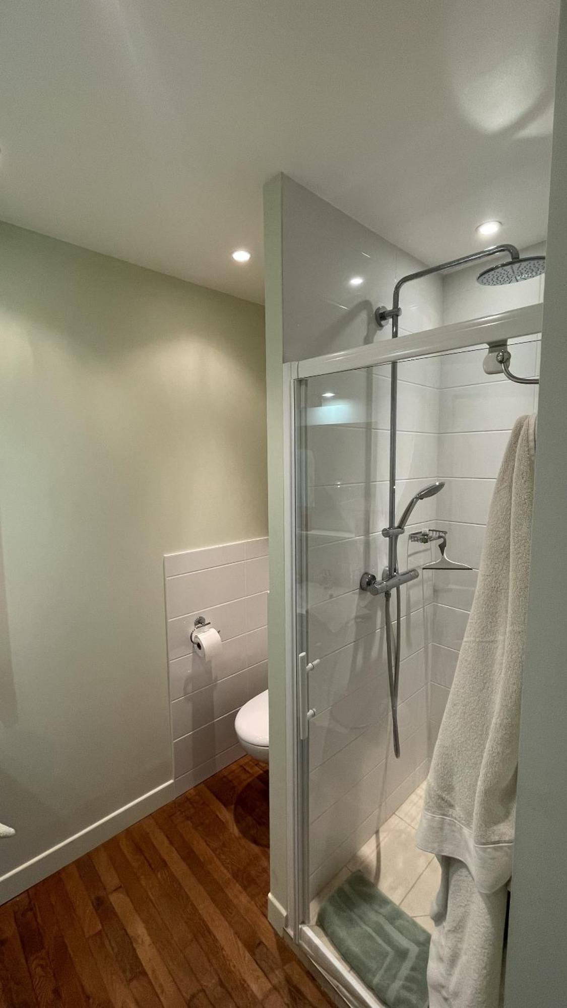 Chambres D'Hotes Du Bas Manoir Bretteville-sur-Odon Phòng bức ảnh
