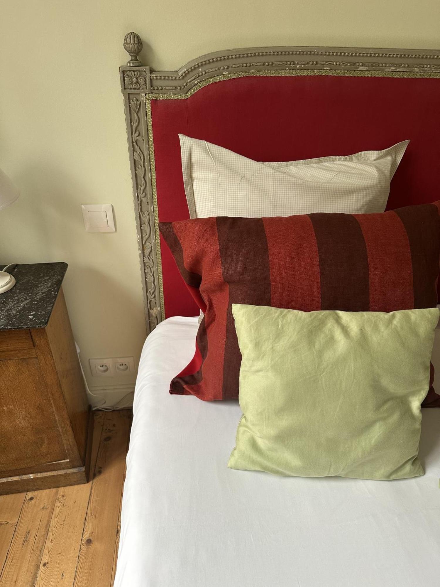 Chambres D'Hotes Du Bas Manoir Bretteville-sur-Odon Phòng bức ảnh